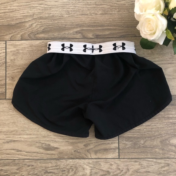 UNDER ARMOUR black shorts size small - Picture 3 of 8